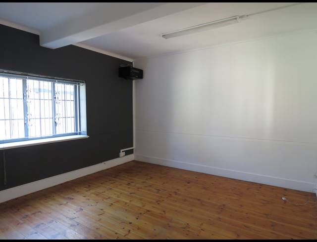 134.30M² OFFICE TO LET IN PAARDEVLEI